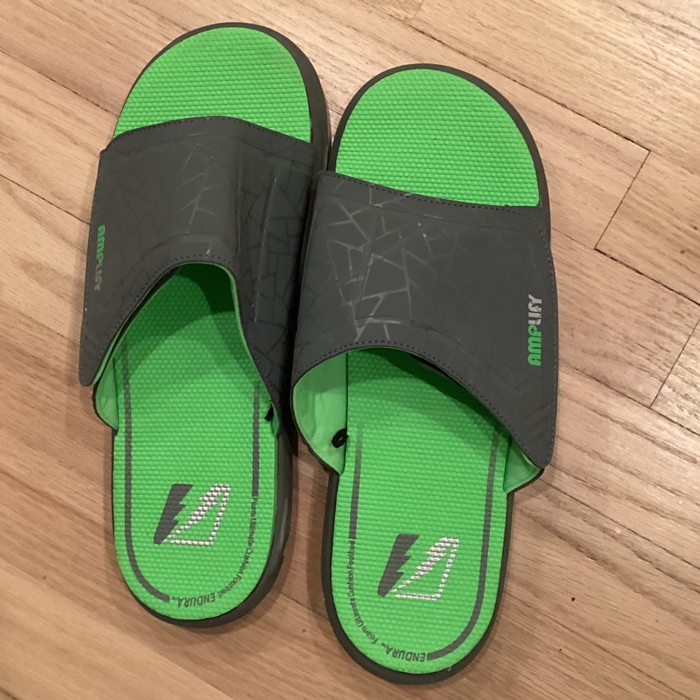 Men Velcro closure slides sandals sz 11 orthopedic footbed comfy
